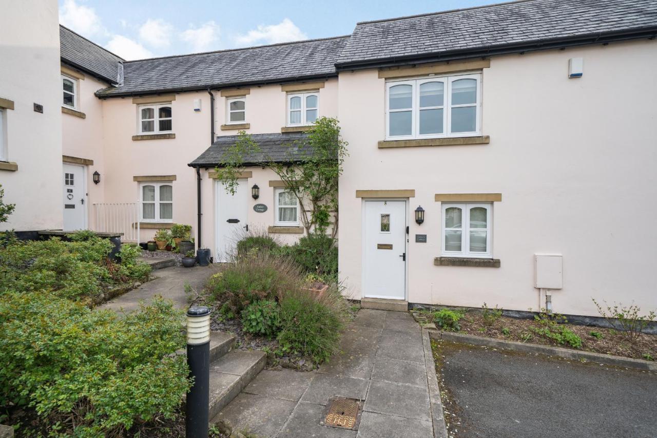 Amber Cottage Holker Экстерьер фото
