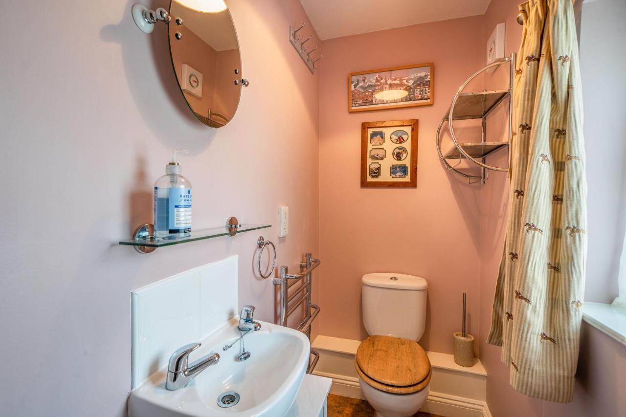 Amber Cottage Holker Экстерьер фото